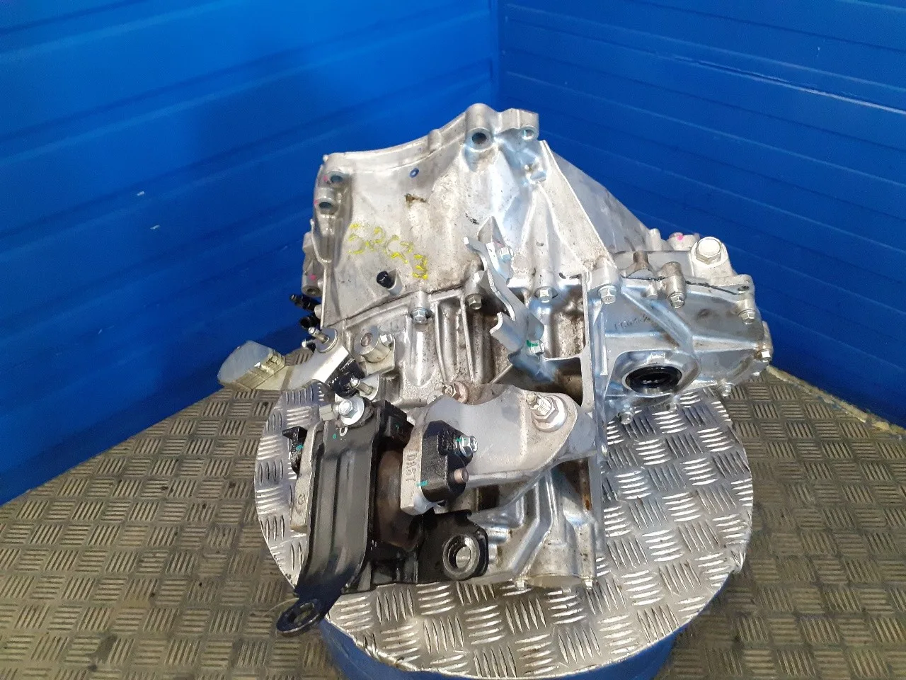 Caja Cambios para Mazda 2 Lim. ()