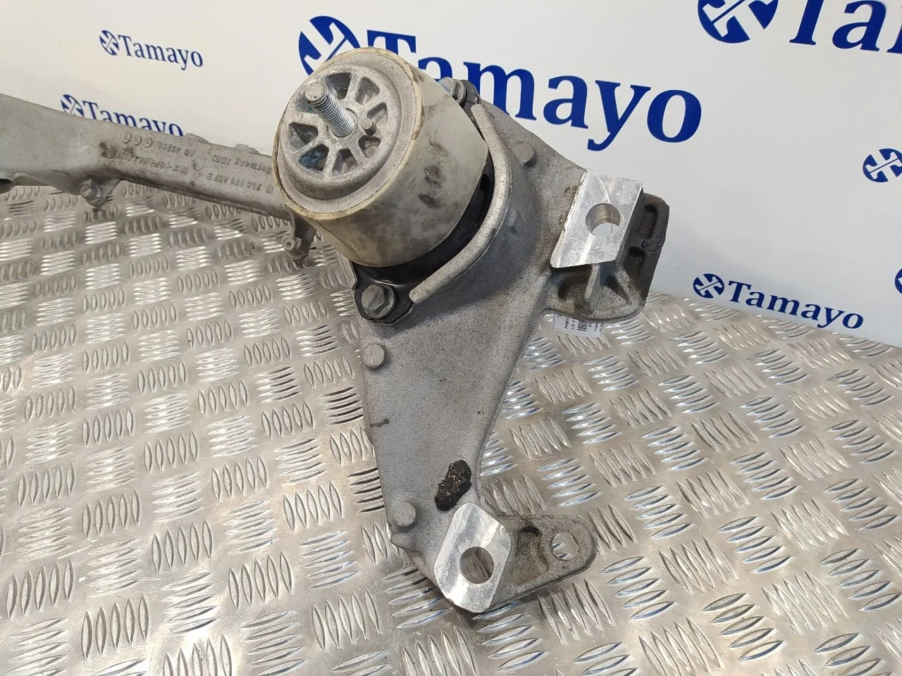 Puente Delantero para Audi Q7 (4L)