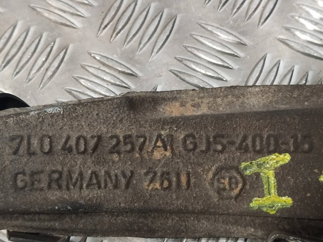 Mangueta Delantera Izquierda para Audi Q7 (4L)