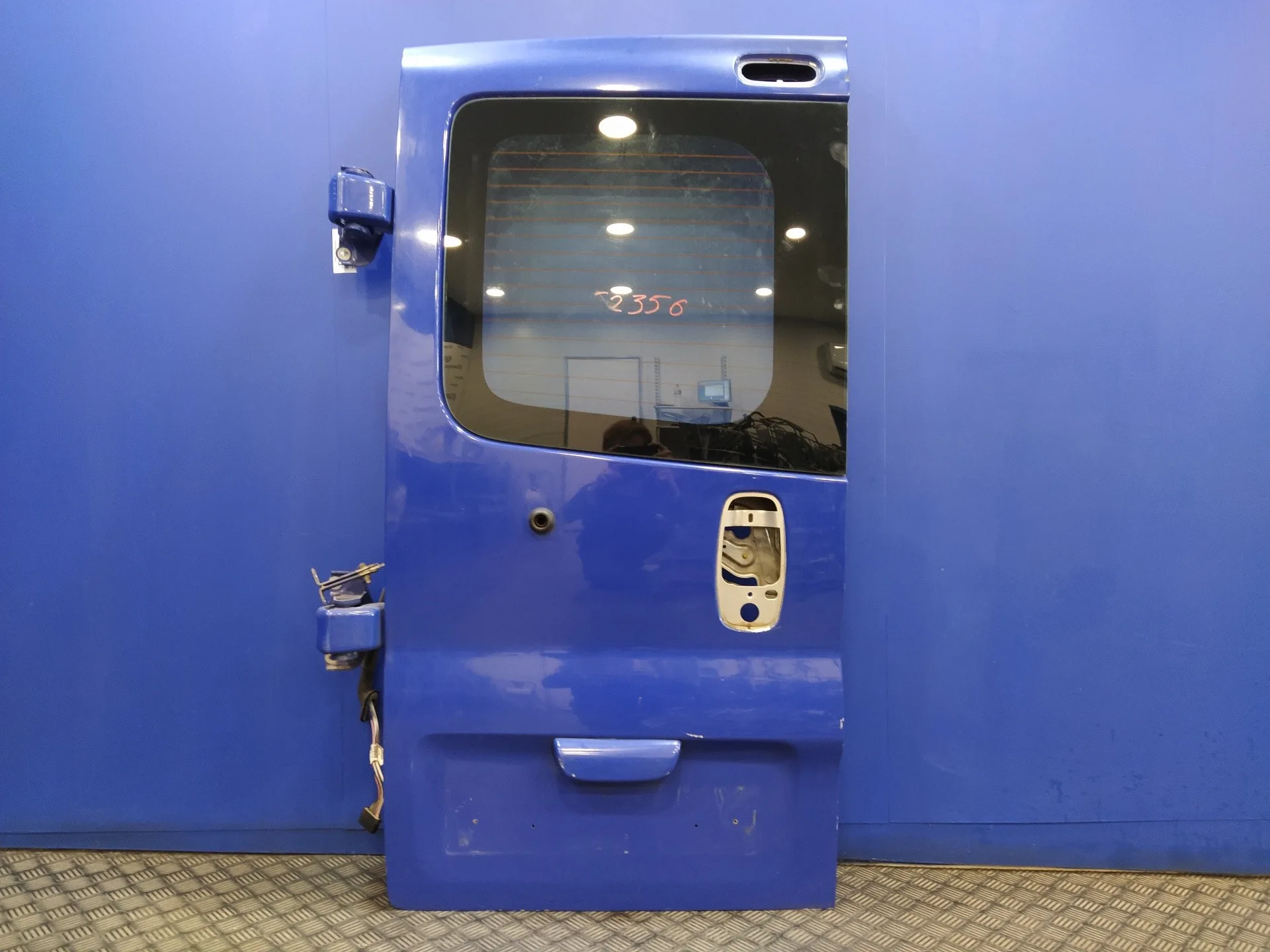 Puerta Trasera Carga Izquierda para Nissan Primastar (X83)