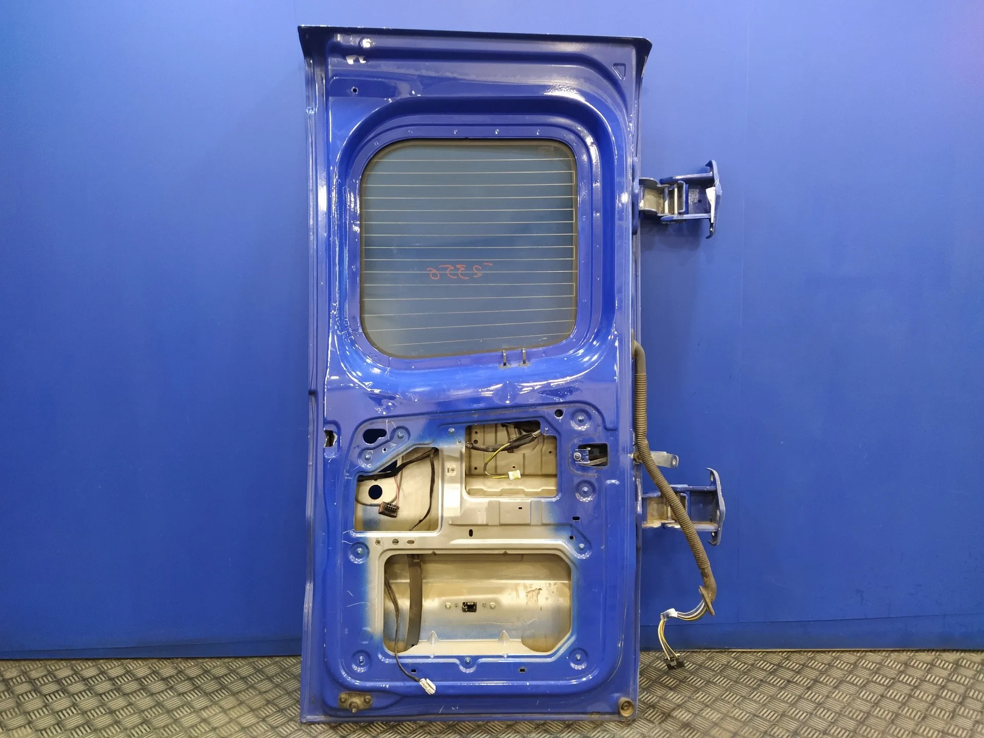 Puerta Trasera Carga Izquierda para Nissan Primastar (X83)