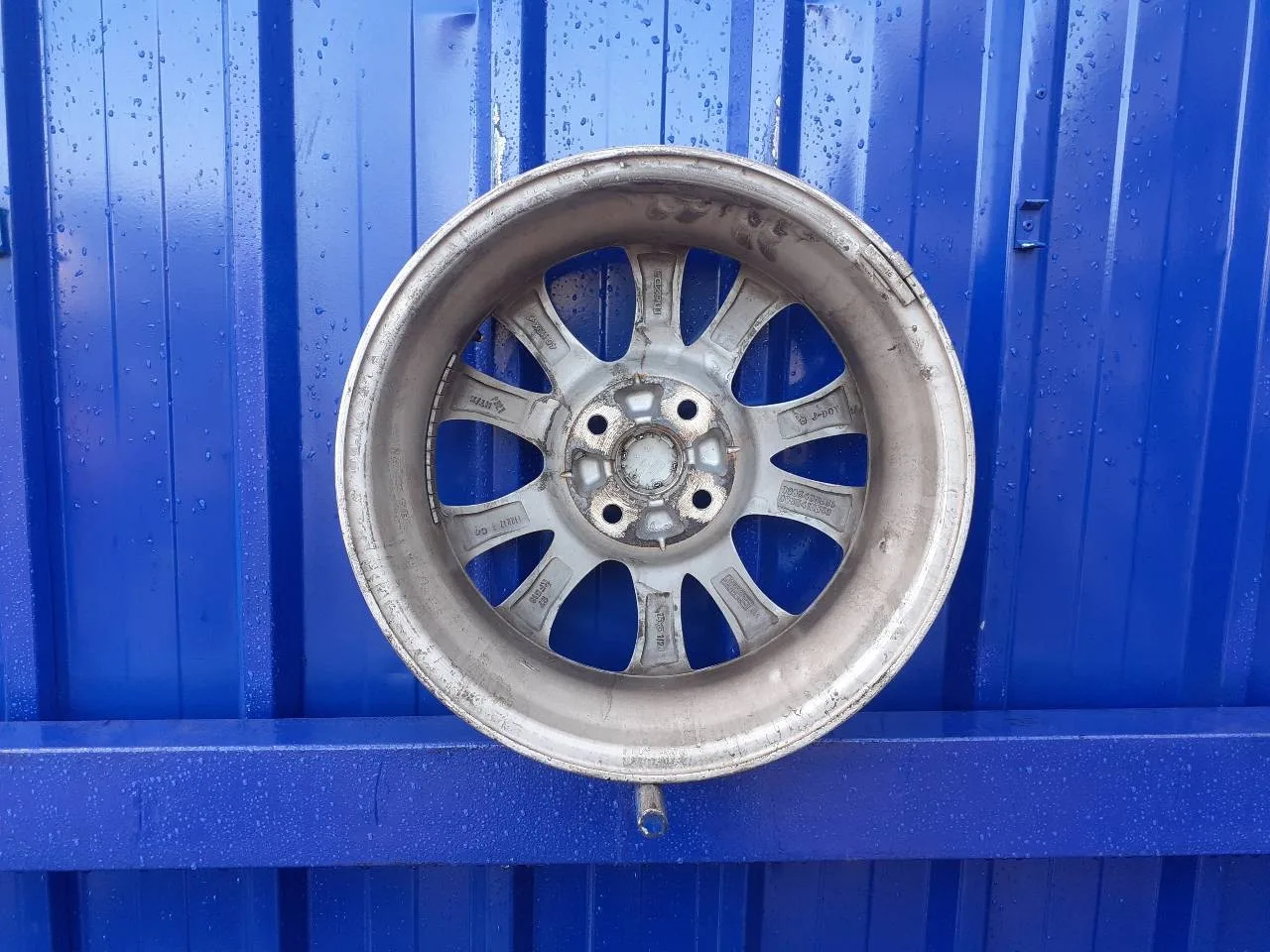 Llanta para Mazda 2 Lim. ()