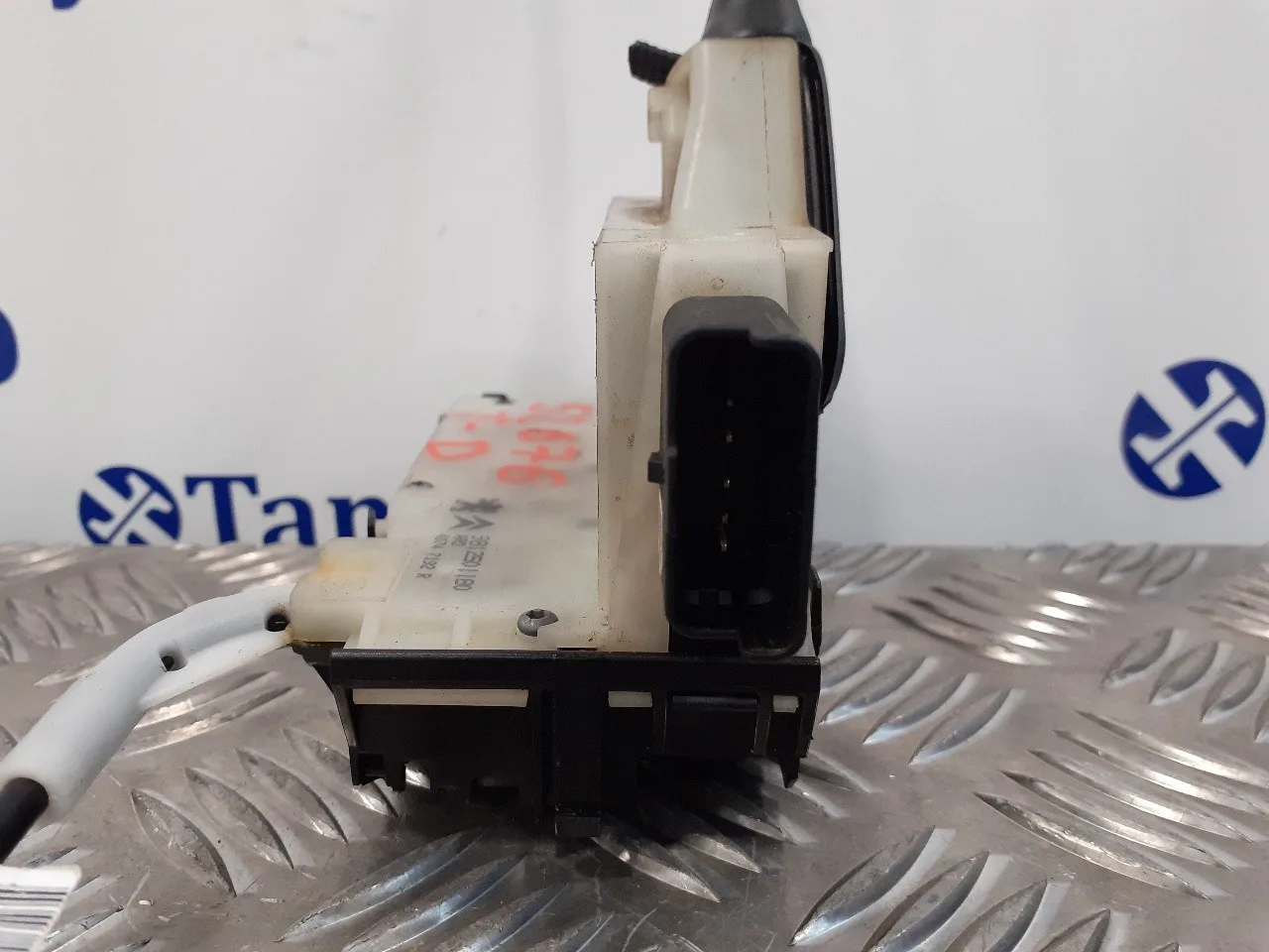 Cerradura Puerta Trasera Derecha para Peugeot 2008 (--.2013->)