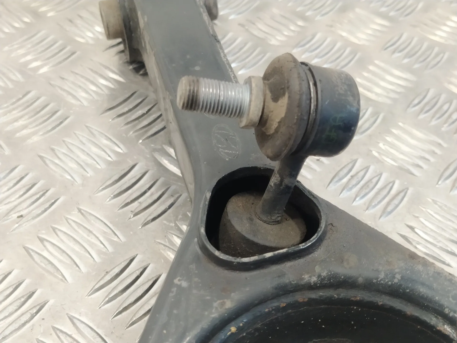 Brazo Suspension Superior Trasero Derecho para Kia Cee'd