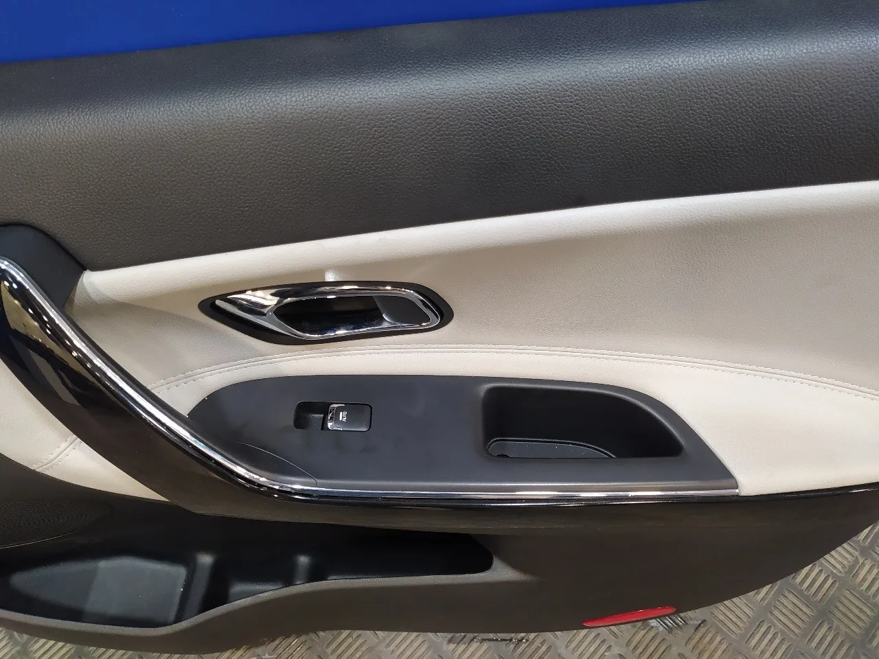 Guarnecido Puerta Delantera Derecha para Kia Cee'd Sporty Wagon