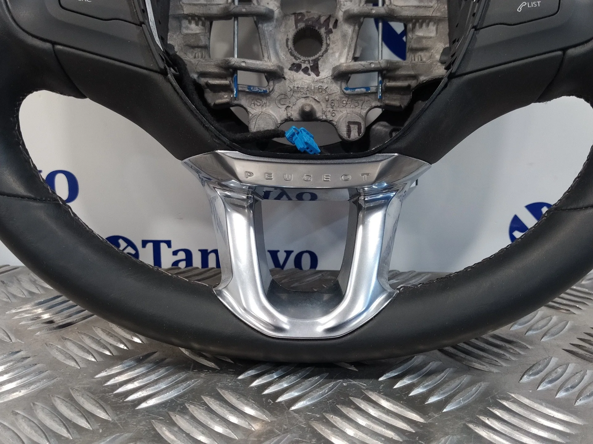 Volante para Peugeot 2008 (--.2013->)