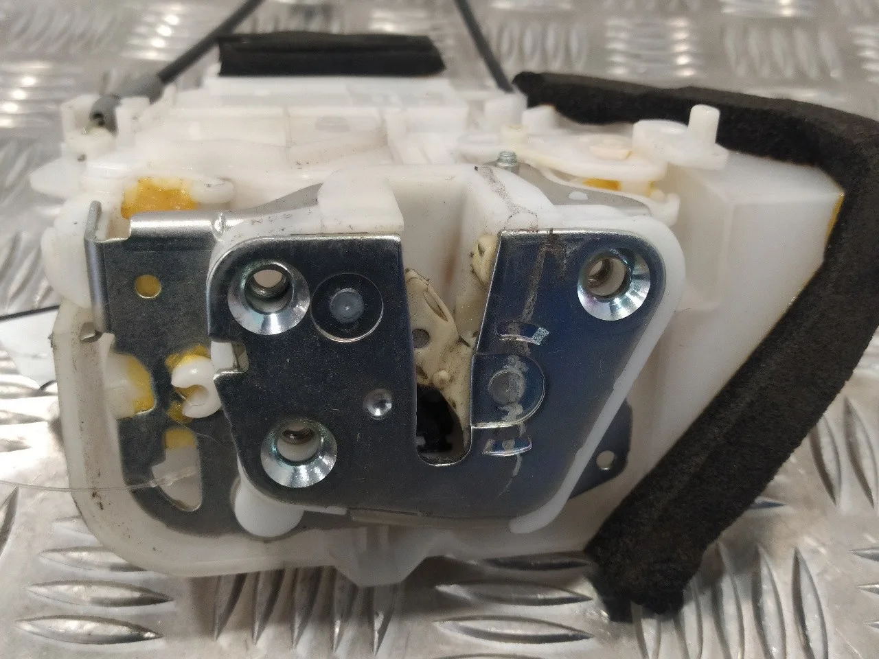Cerradura Puerta Trasera Derecha para Subaru Forester S12
