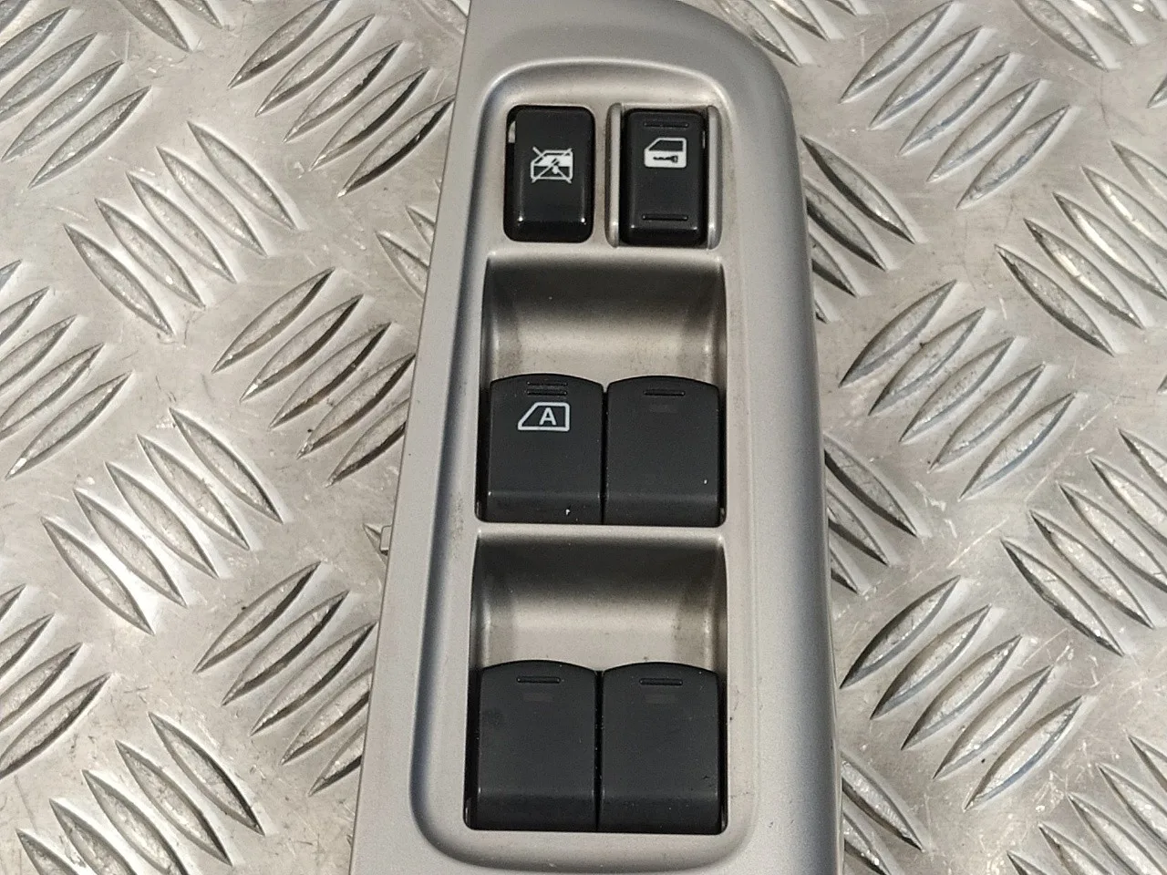 Mando Elevalunas Delantero Izquierdo para Subaru Forester S12