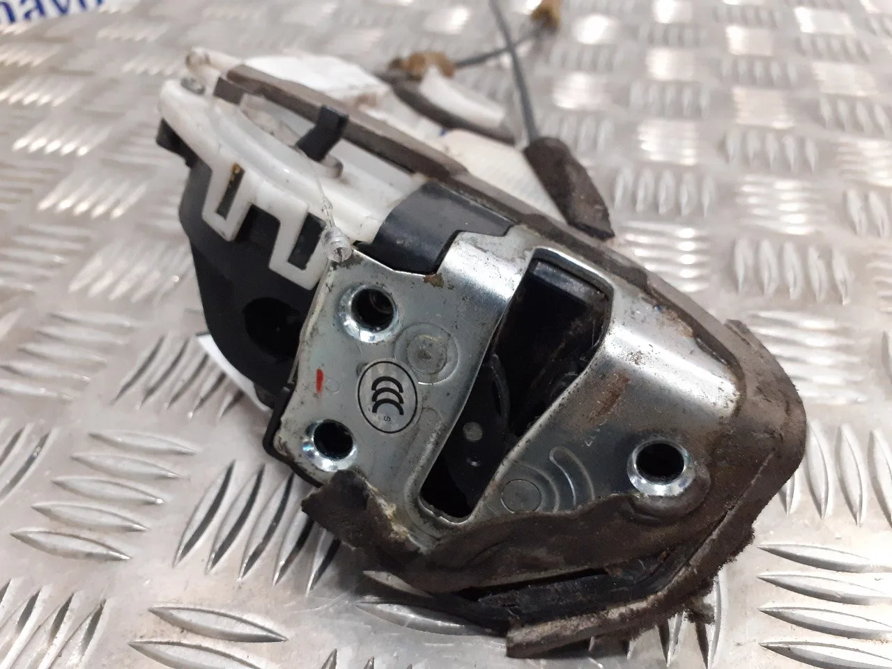 Cerradura Puerta Trasera Derecha para Toyota Prius (Nhw30)