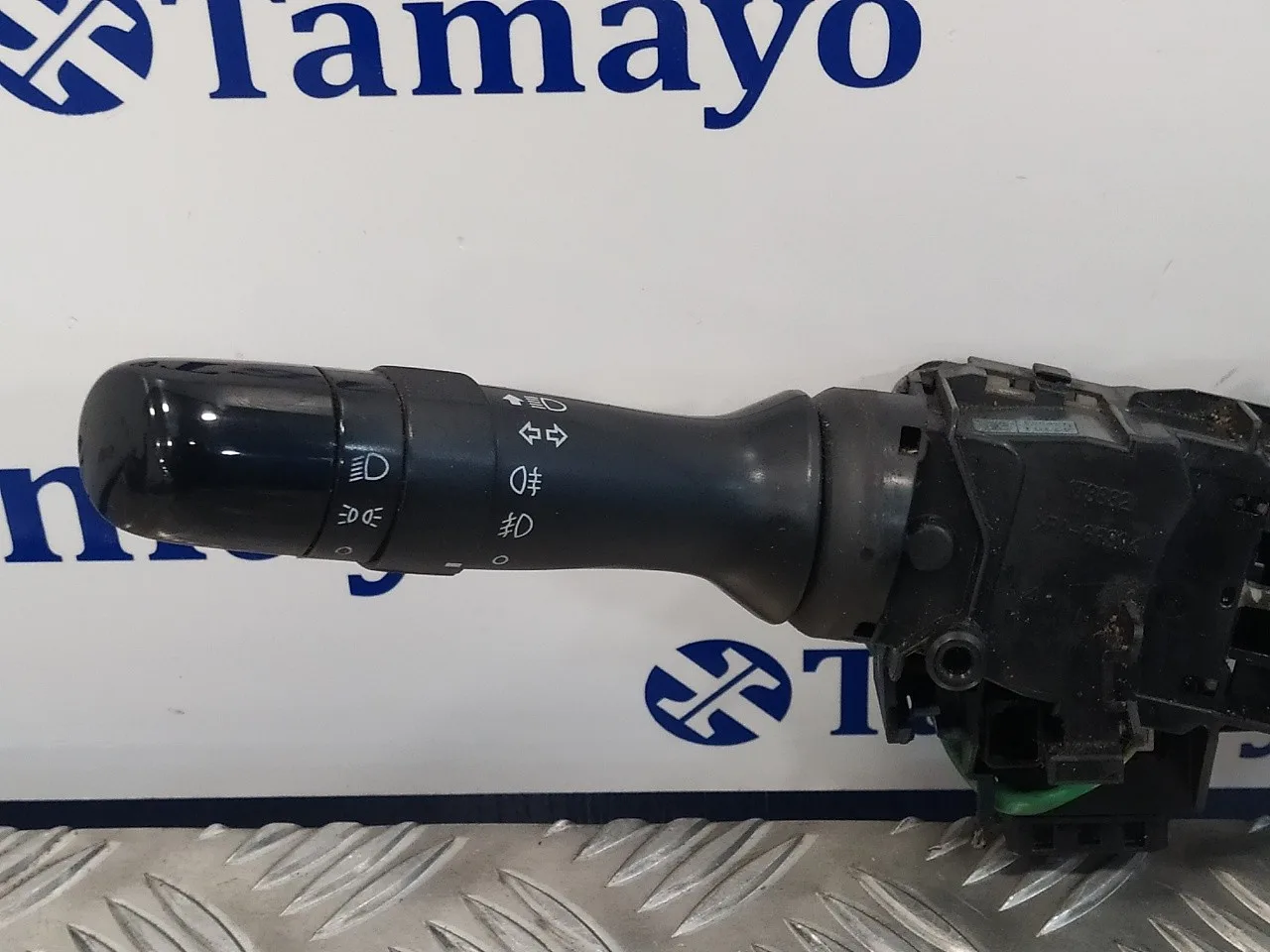 Mando Multifuncion para Toyota Prius (Nhw30)