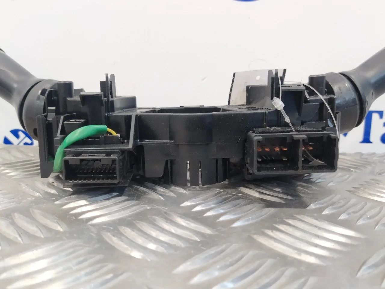 Mando Multifuncion para Toyota Prius (Nhw30)