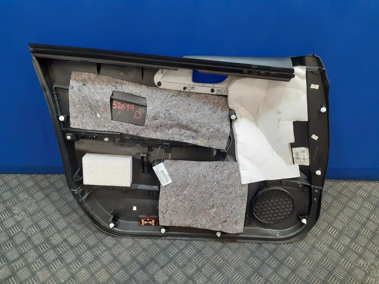 Guarnecido Puerta Delantera Derecha para Subaru Forester S12