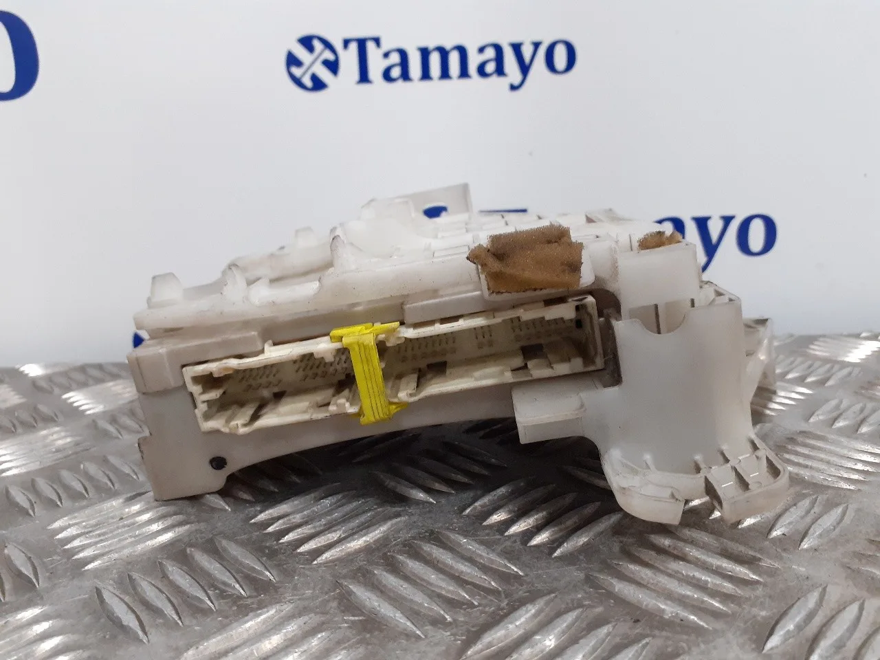 Caja Reles / Fusibles para Toyota Prius (Nhw30)