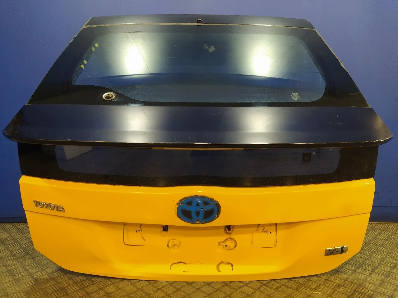 Porton Trasero para Toyota Prius (Nhw30)