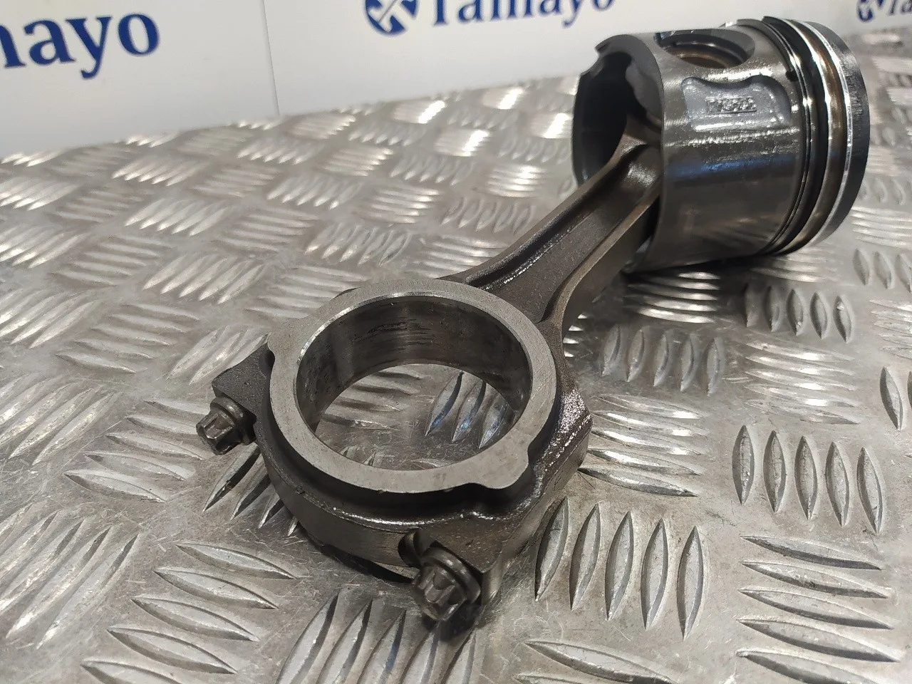 Piston para Ford Transit Combi '06