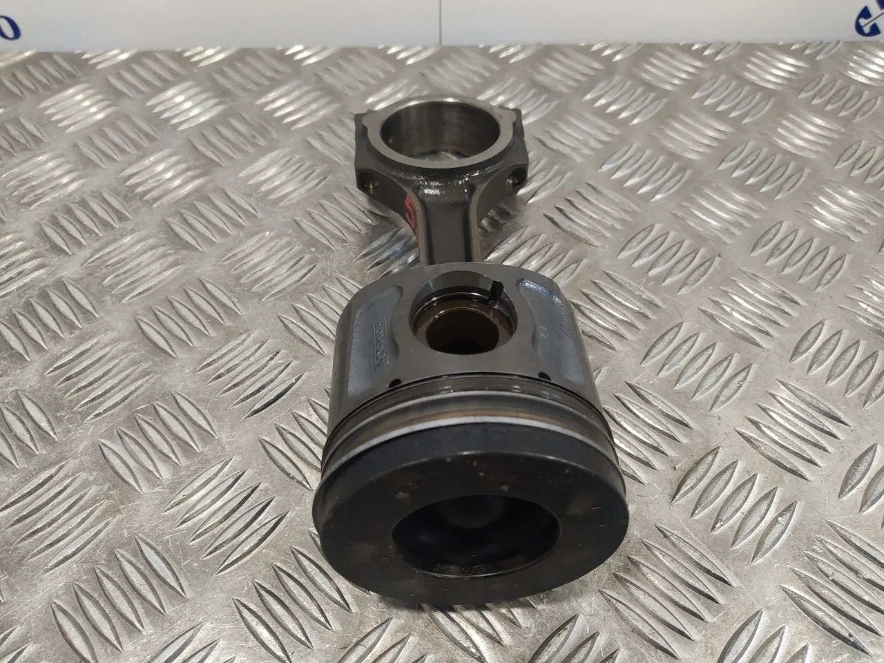 Piston para Ford Transit Combi '06