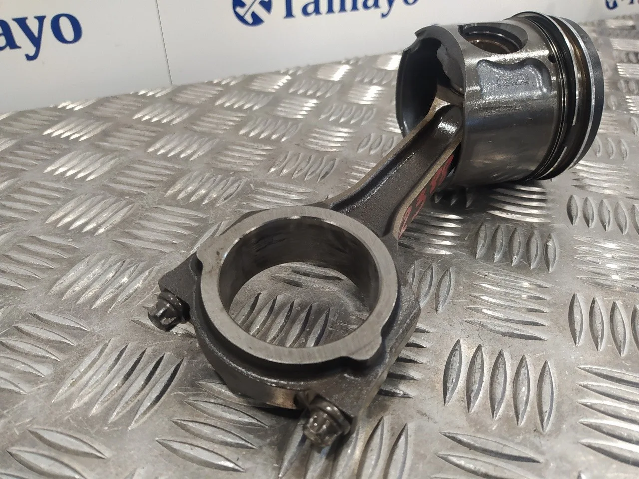 Piston para Ford Transit Combi '06