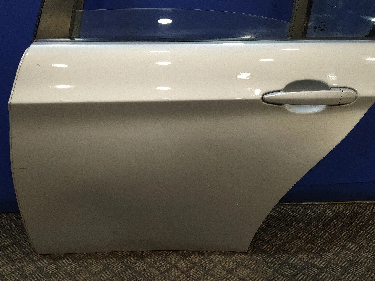 Puerta Trasera Izquierda para Bmw Serie 3 Berlina (E90)