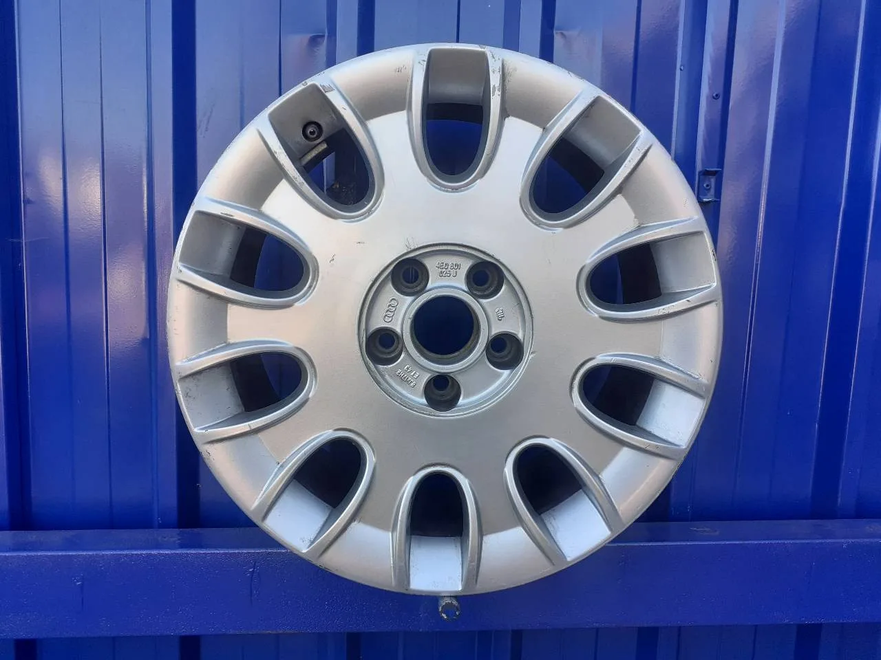 Llanta para Audi A8 (4E2)