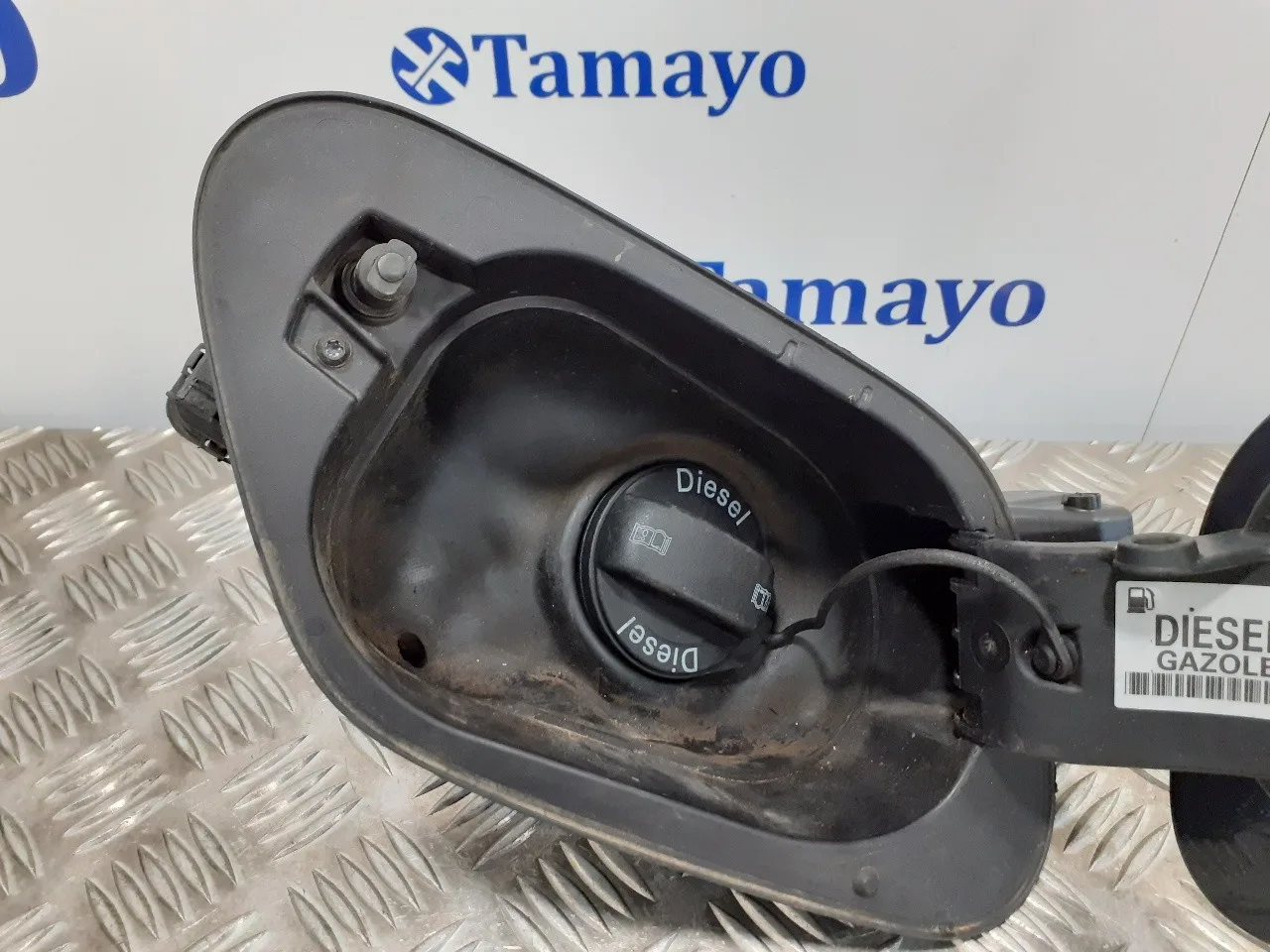 Tapa Exterior Combustible para Volkswagen Golf Vii Lim.