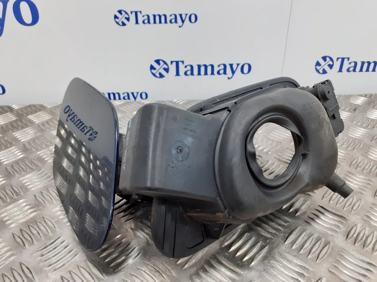Tapa Exterior Combustible para Volkswagen Golf Vii Lim.