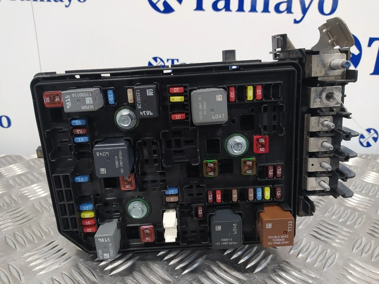 Caja Reles / Fusibles para Opel Astra K Sports Tourer