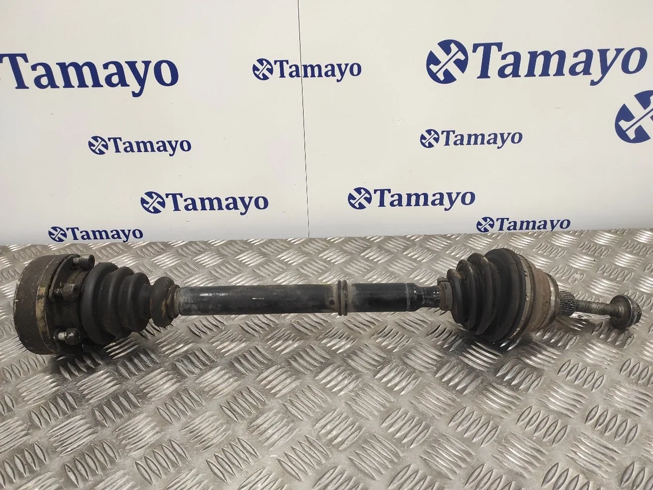 Transmision Delantera Izquierda para Audi 80/90 (811/813/853)