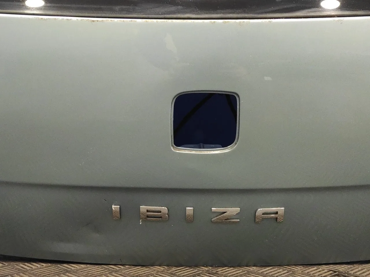Porton Trasero para Seat Ibiza (6J5)