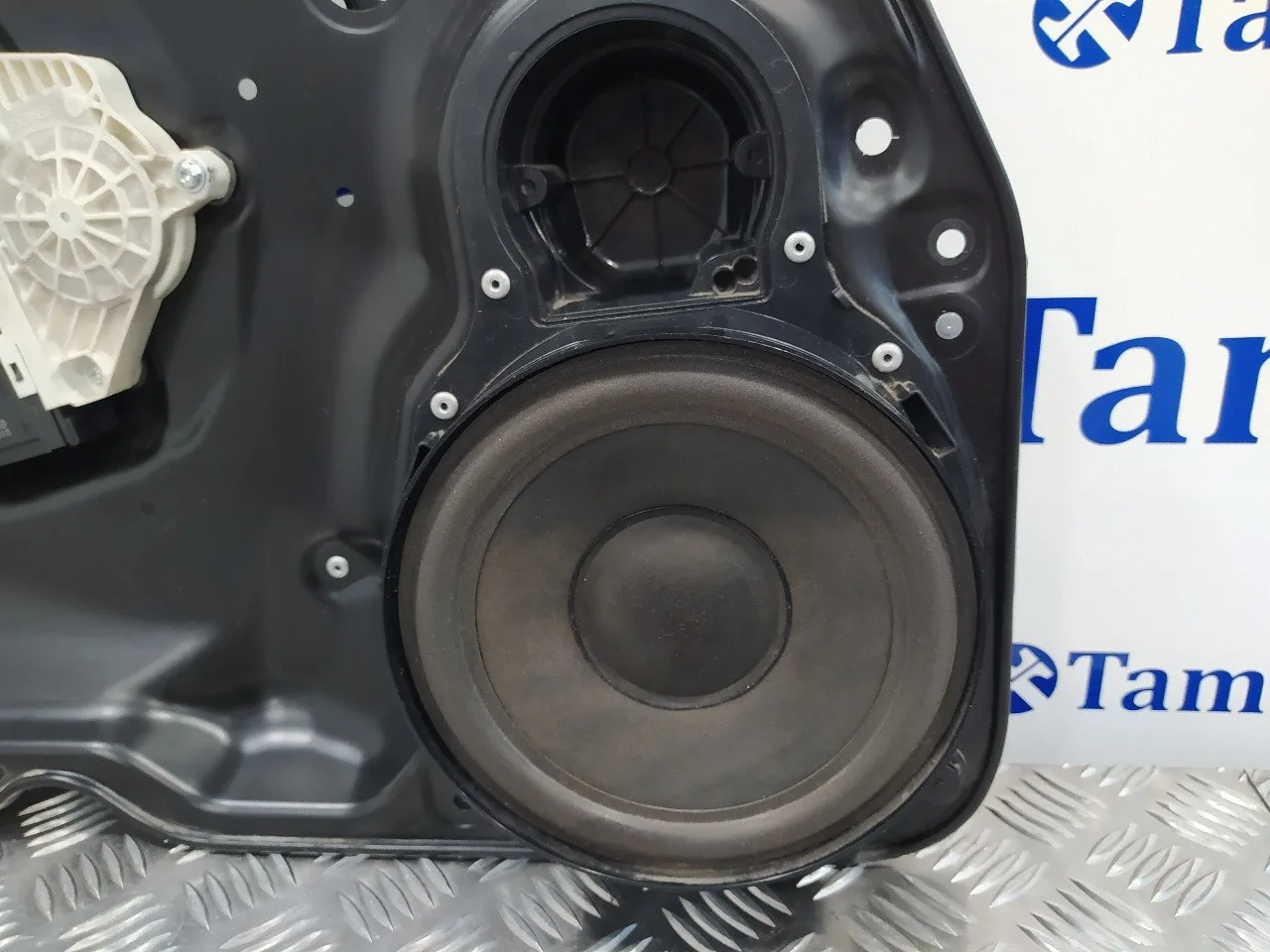 Elevalunas Delantero Izquierdo para Volkswagen Passat Variant (3C5)