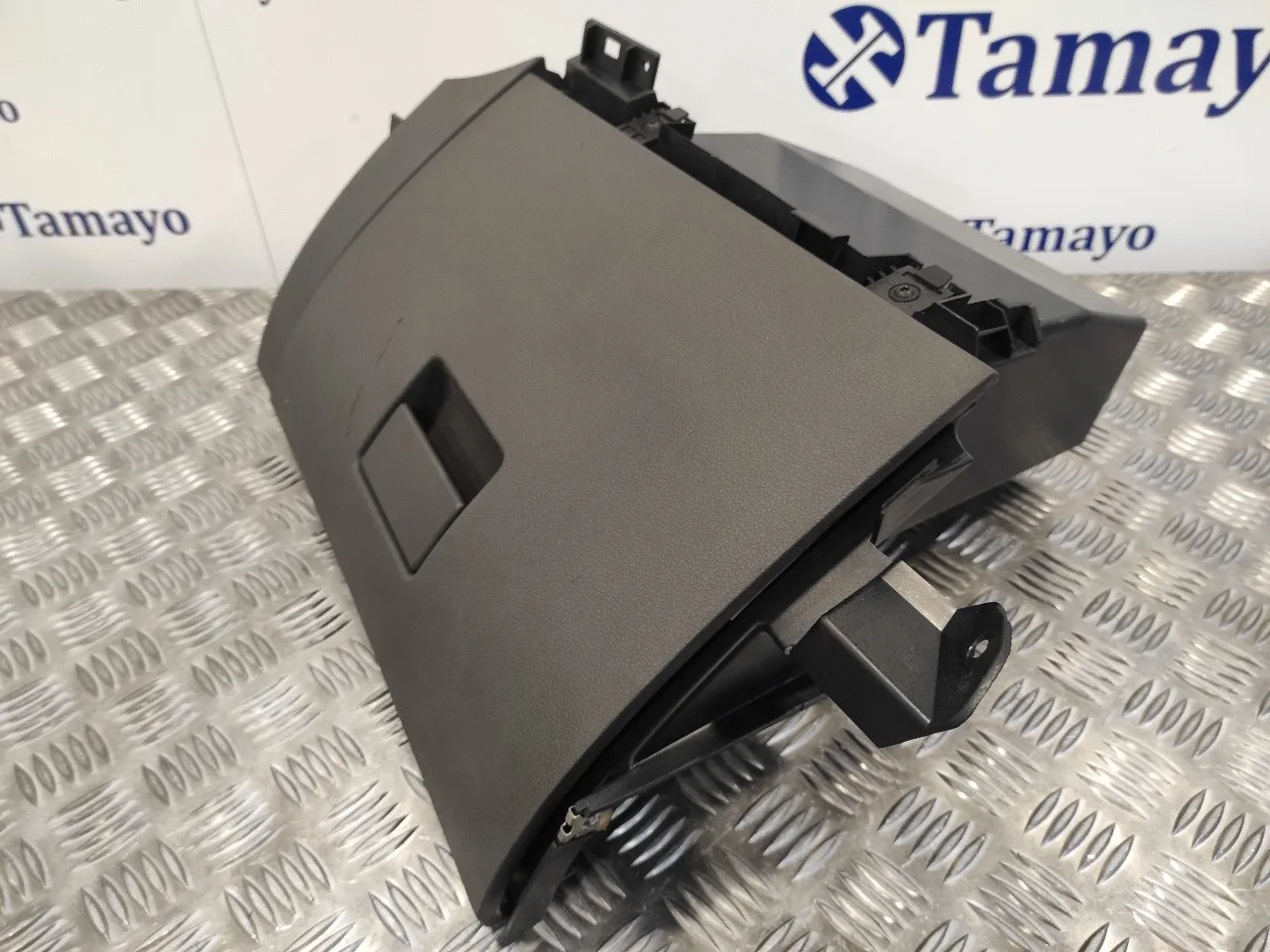 Guantera para Ford Kuga (Cbv)