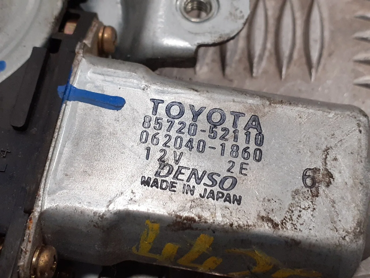 Elevalunas Delantero Izquierdo para Toyota Corolla Verso (E12)