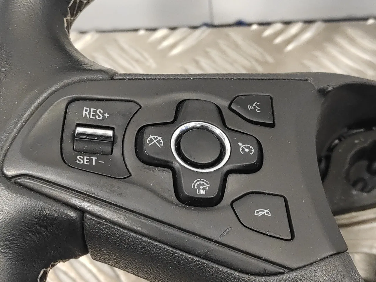 Volante para Opel Astra K Sports Tourer