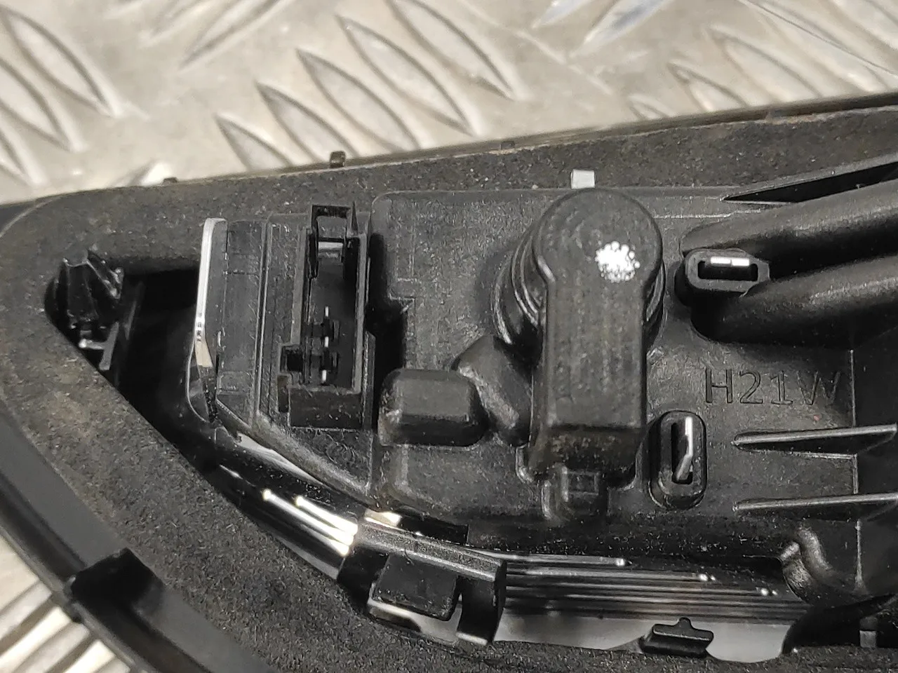 Piloto Trasero Izquierdo Interior para Opel Astra K Sports Tourer