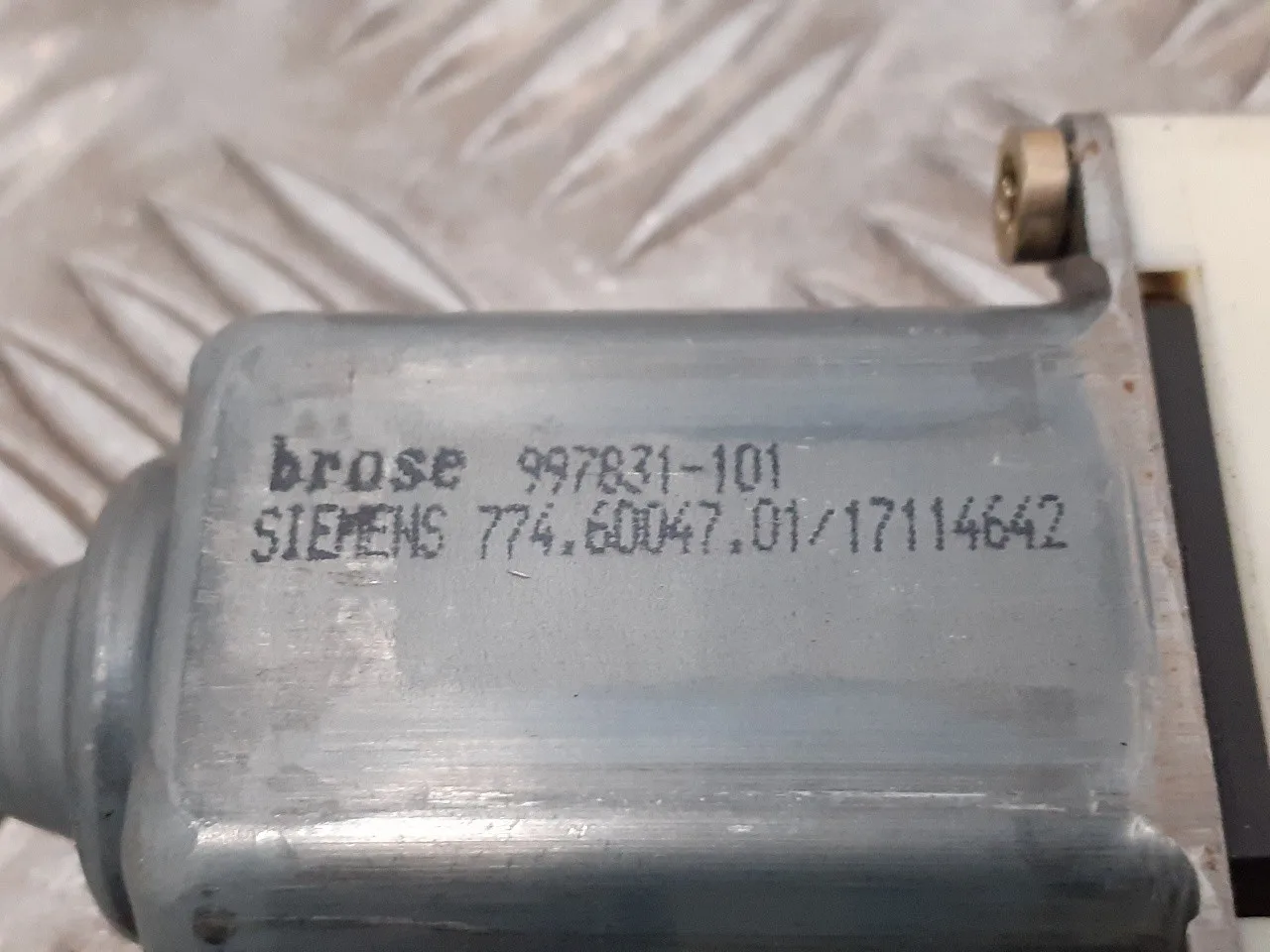 Motor Elevalunas Delantero Derecho para Citroën C4 Berlina