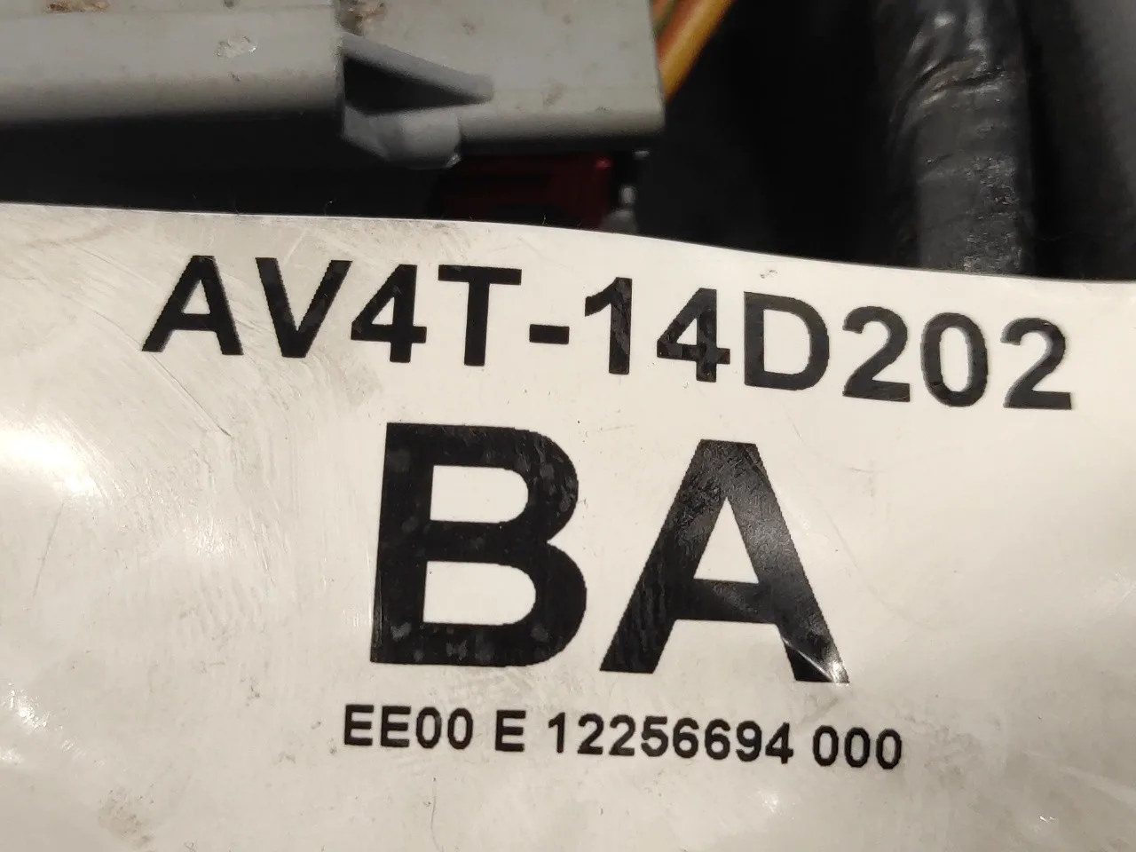 Apoyabrazos Central para Ford Kuga (Cbv)
