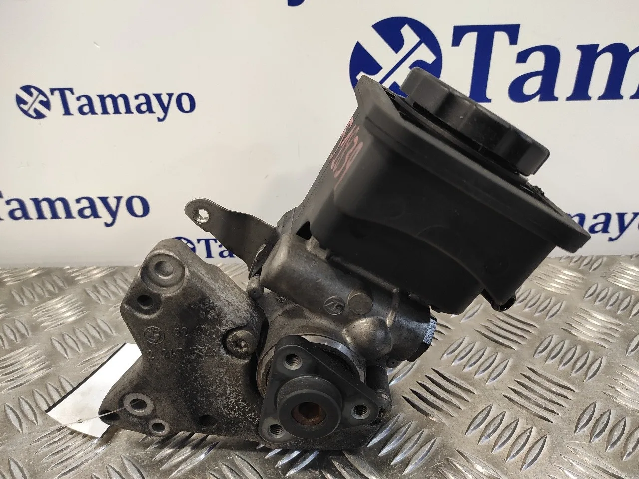 Bomba Direccion para Bmw X3 (E83)
