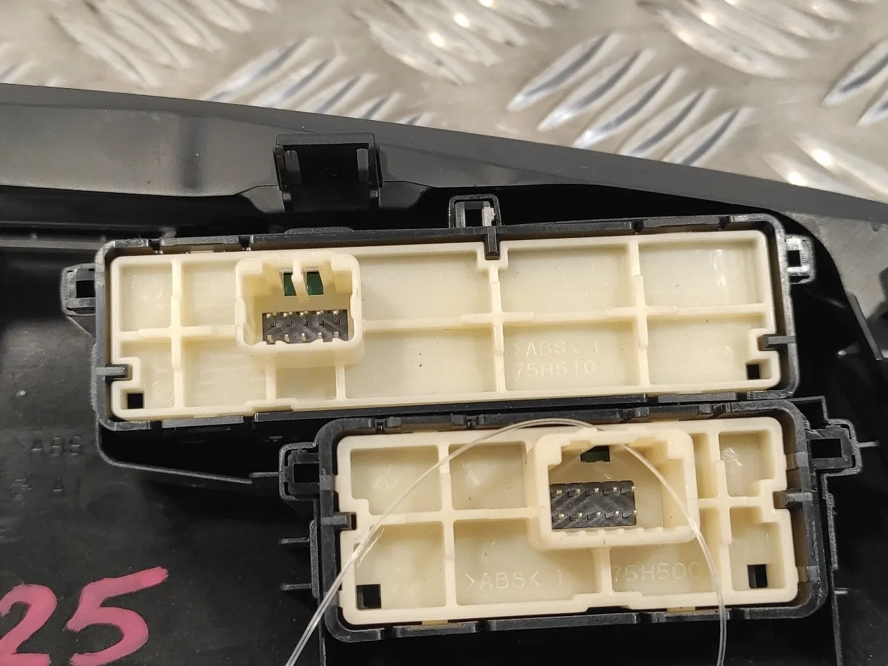 Modulo Electronico para Toyota Prius (Zvw50)