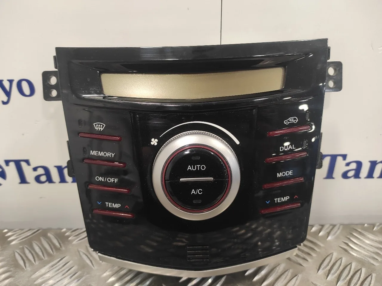 Mando Climatizador para Ssangyong Tivoli