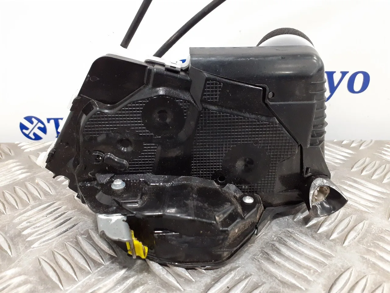 Cerradura Puerta Delantera Izquierda para Toyota Prius (Zvw50)