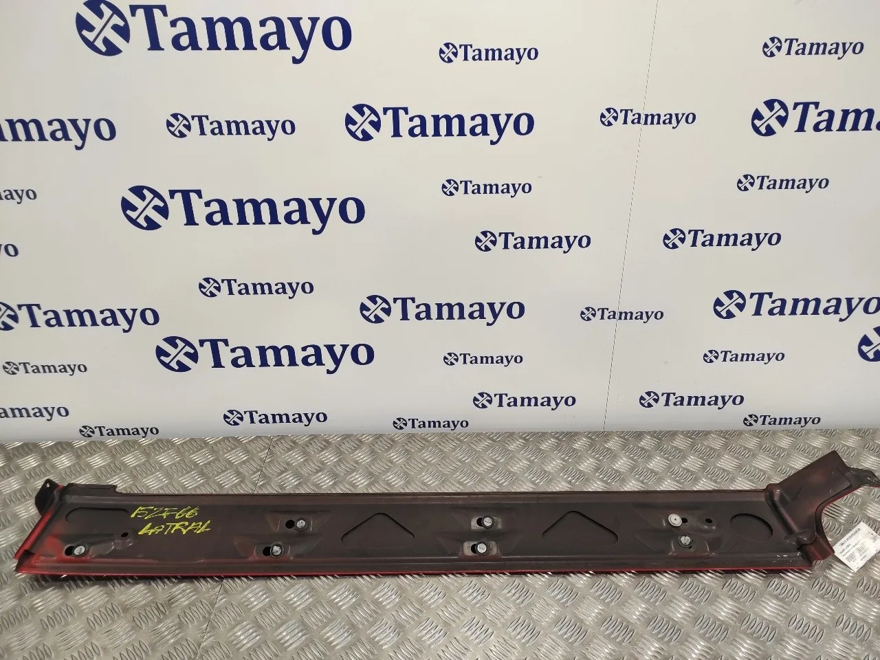 Faldon Lateral para Volkswagen T6 Transporter