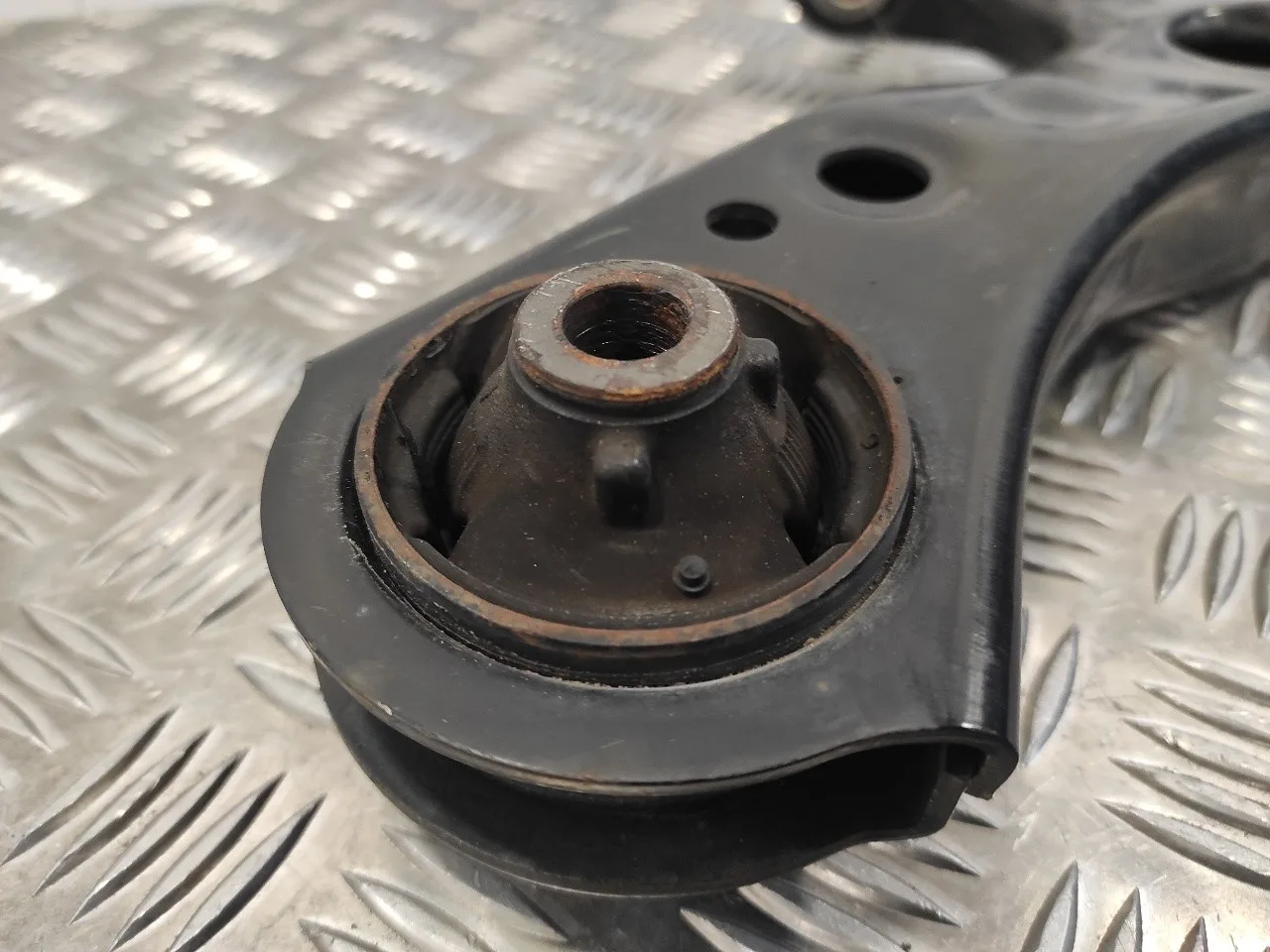 Brazo Suspension Inferior Delantero Derecho para Toyota Prius (Zvw50)