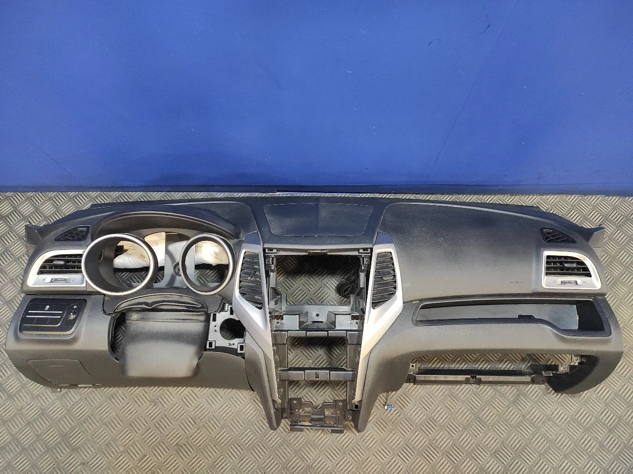 Salpicadero para Ssangyong Tivoli
