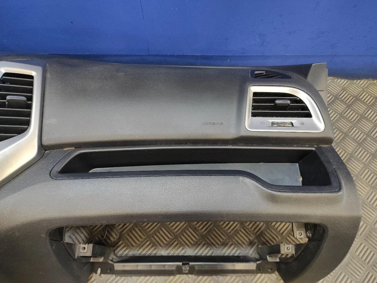 Salpicadero para Ssangyong Tivoli