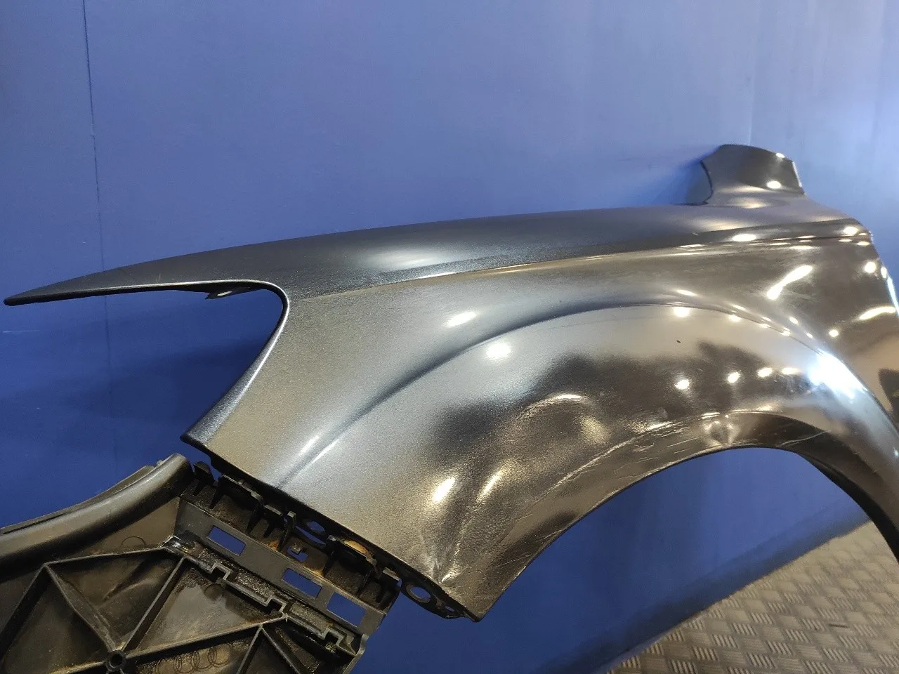Aleta Delantera Izquierda para Audi Q7 (4L)