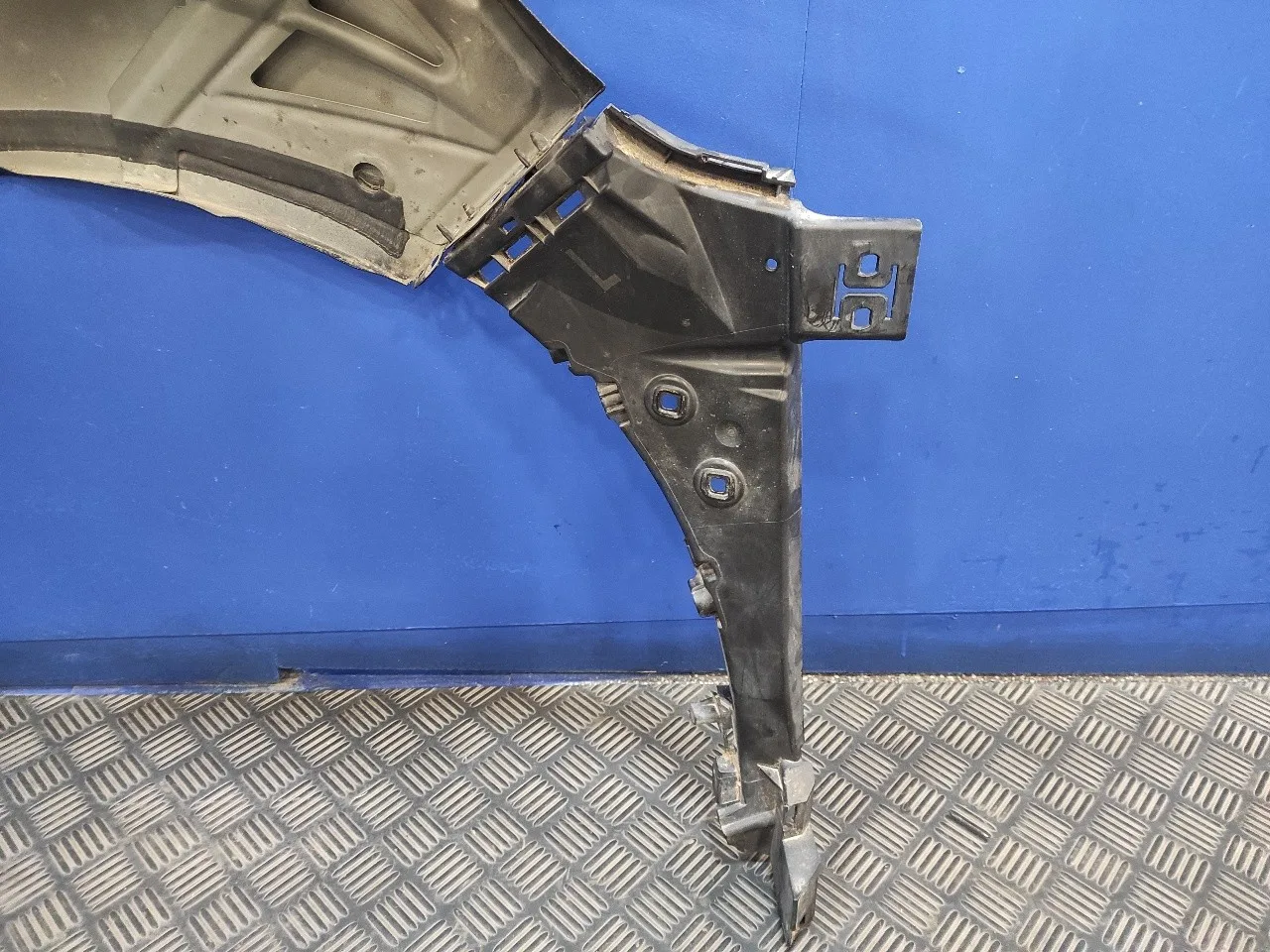 Aleta Delantera Izquierda para Audi Q7 (4L)