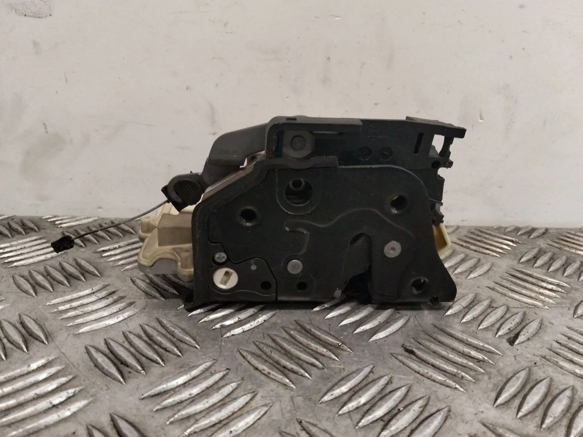 Cerradura Puerta Delantera Derecha para Volkswagen Eos (1F7)