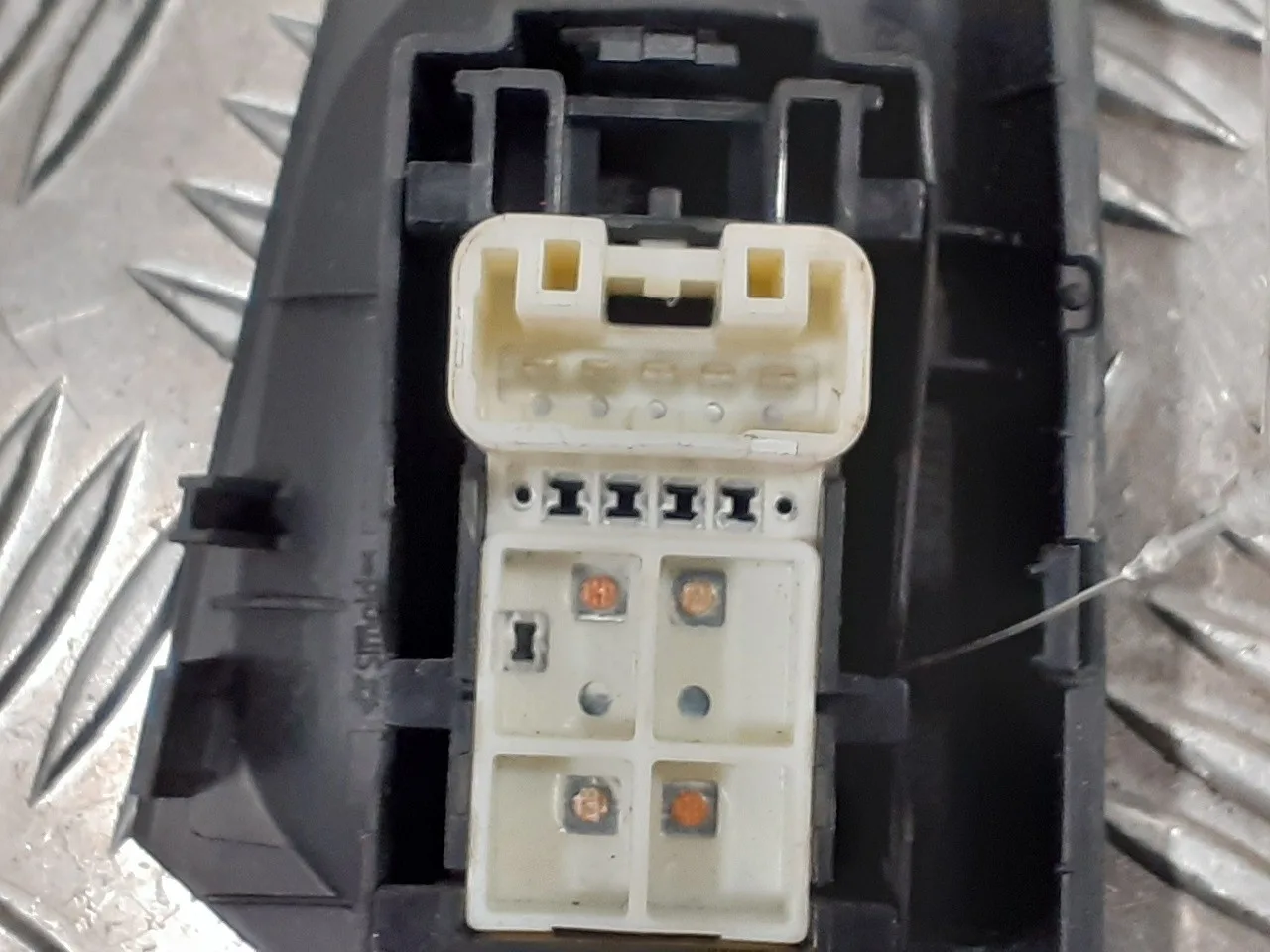 Mando Elevalunas Delantero Derecho para Toyota Aygo