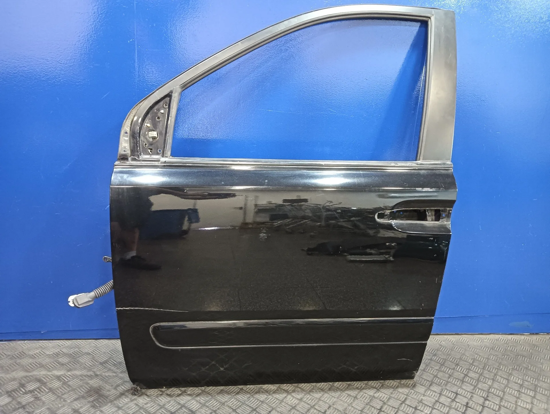 Puerta Delantera Izquierda para Kia Carnival