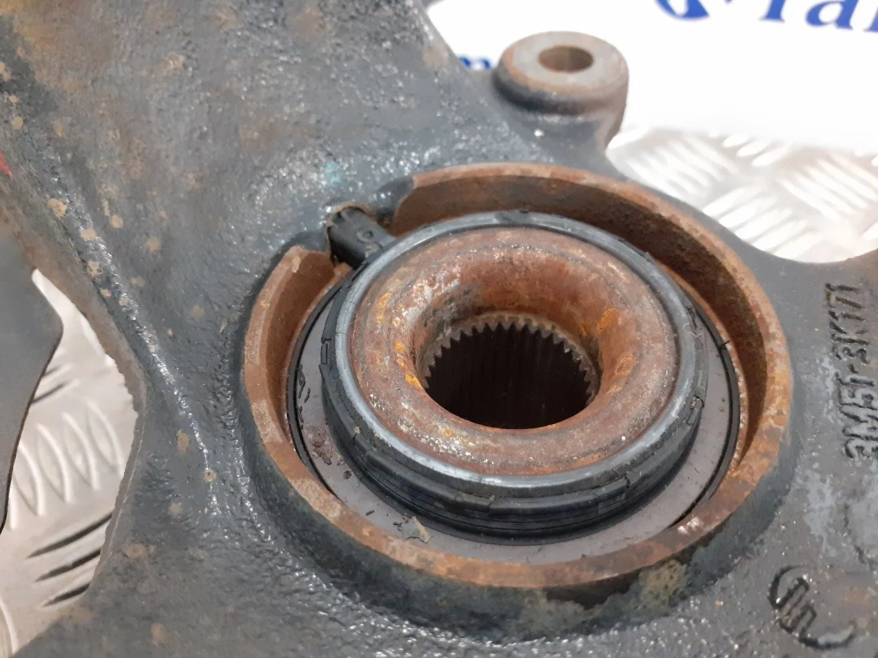Mangueta Delantera Izquierda para Volvo C30