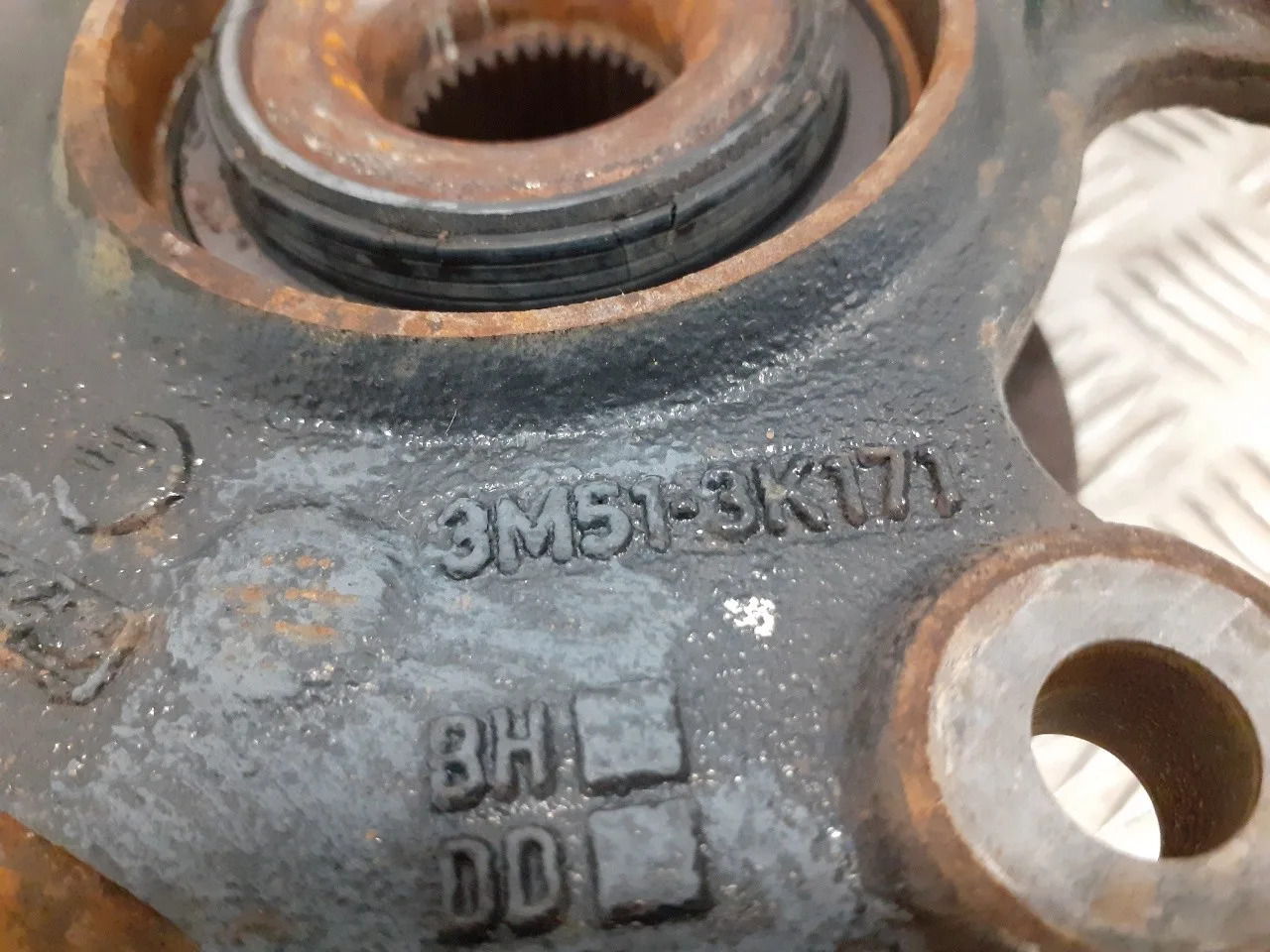 Mangueta Delantera Izquierda para Volvo C30